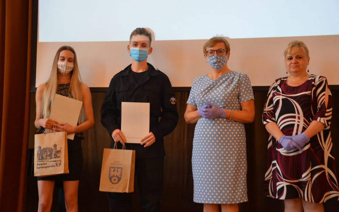 Uroczyste wręczenie stypendiów