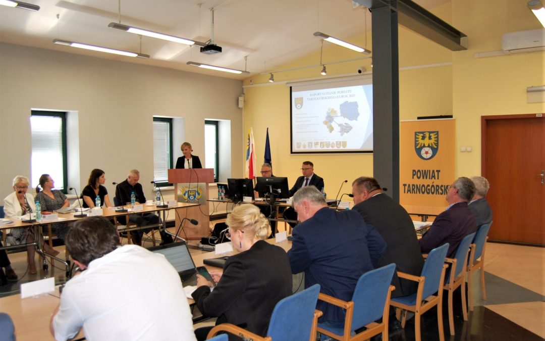 Wotum zaufania i absolutorium dla Zarządu Powiatu Tarnogórskiego