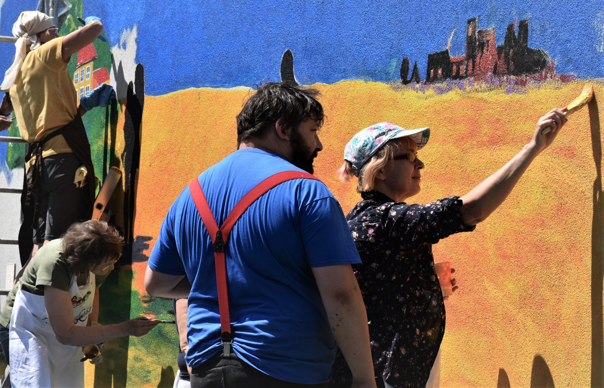 Mural z powiatem w tle