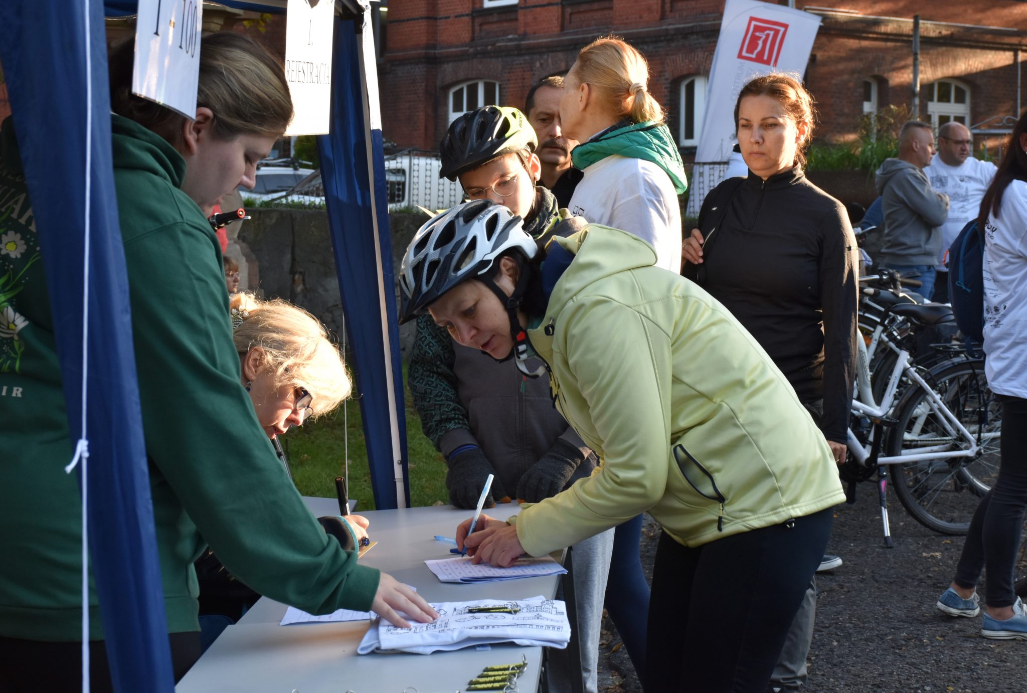 Rajd „Śladami górnośląskiej szlachty… i nie tylko” rozpoczęty !