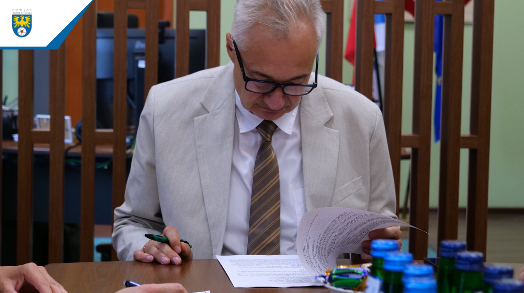 Podpisanie umowy na realizację przebudowy na potrzeby dwóch oddziałów specjalistycznych