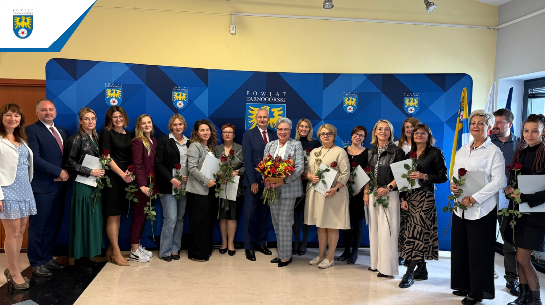 Wręczenie listów gratulacyjnych nauczycielom za realizację programów profilaktycznych