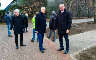 Nowy chodnik przy ul. Lasowickiej oficjalnie oddany do użytku