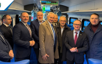 Powrót linii S82 po latach. Oficjalny przejazd pociągu przez powiat tarnogórski