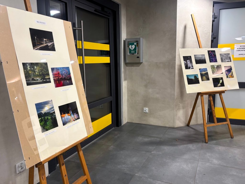 Wystawa pokonkursowa „Wędrówki z aparatem fotograficznym po Tarnowskich Górach” w Starostwie Powiatowym