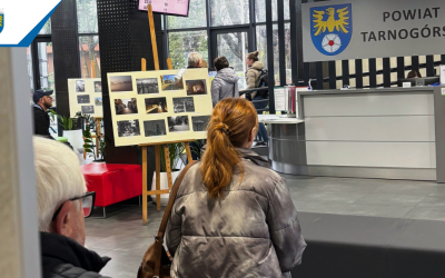 Wystawa pokonkursowa „Wędrówki z aparatem fotograficznym po Tarnowskich Górach” w Starostwie Powiatowym