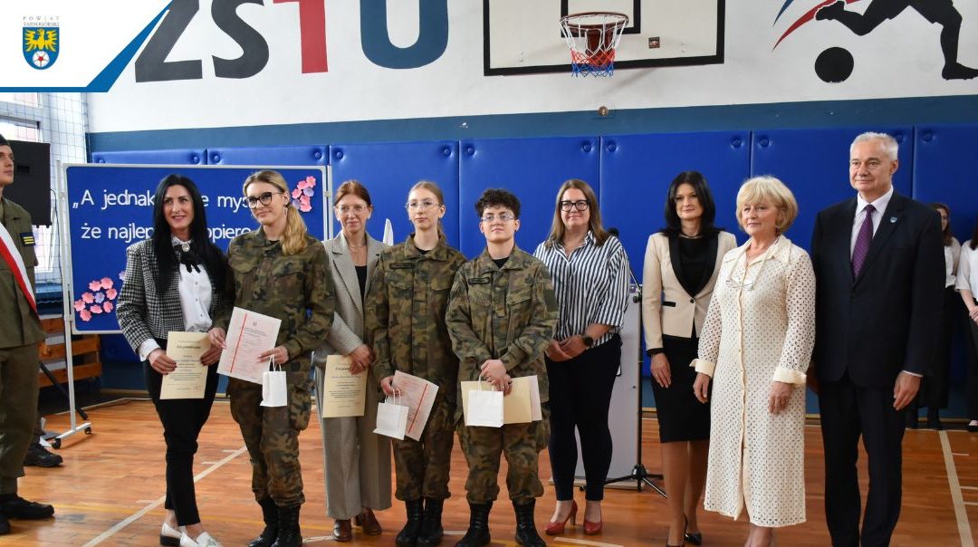 Uroczyste zakończenie roku maturzystów w ZSTU w Tarnowskich Górach