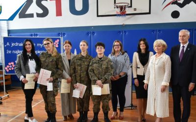 Uroczyste zakończenie roku maturzystów w ZSTU w Tarnowskich Górach