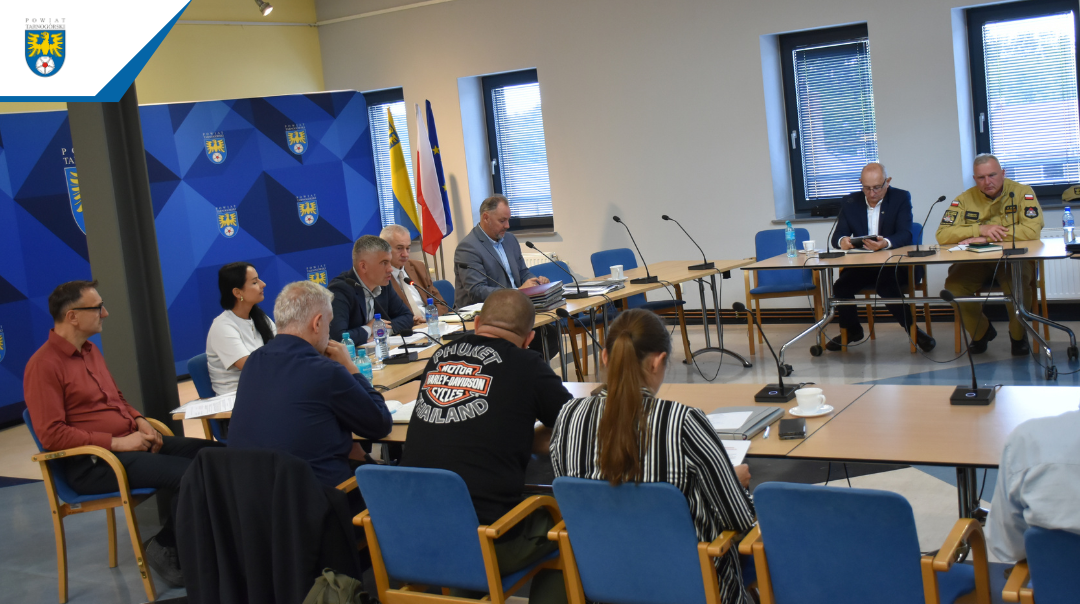 Bezpieczeństwo mieszkańców i letni wypoczynek tematami posiedzeń Komisji Bezpieczeństwa oraz Powiatowego Zespołu Zarządzania Kryzysowego
