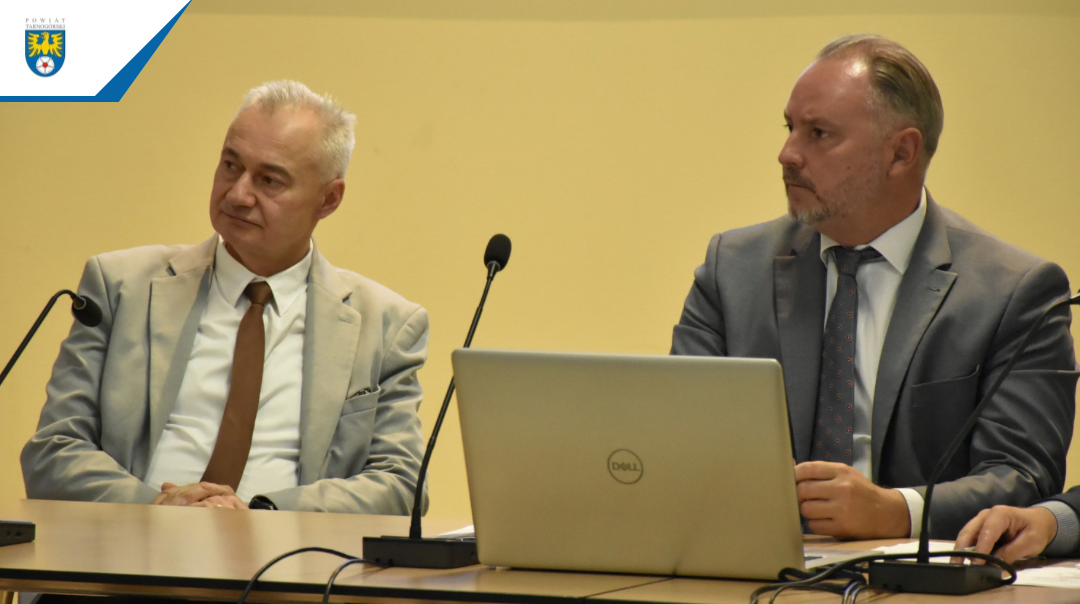 Posiedzenie Powiatowego Zespołu Zarządzania Kryzysowego. Podsumowanie wakacji i stan syren alarmowych